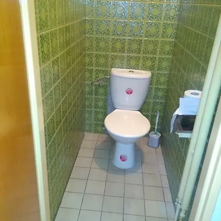 Homestay Ubytovani Vilova 8, *