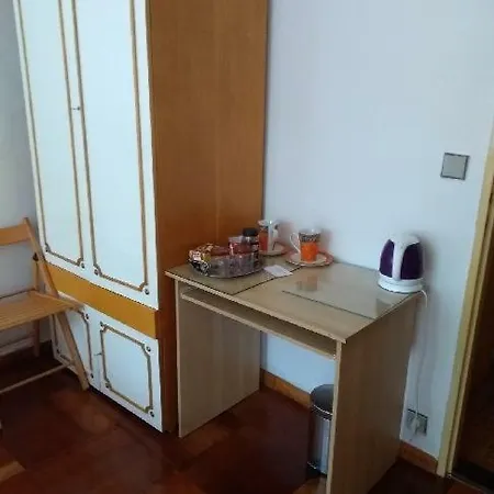 Ubytovani Vilova 8, Homestay *